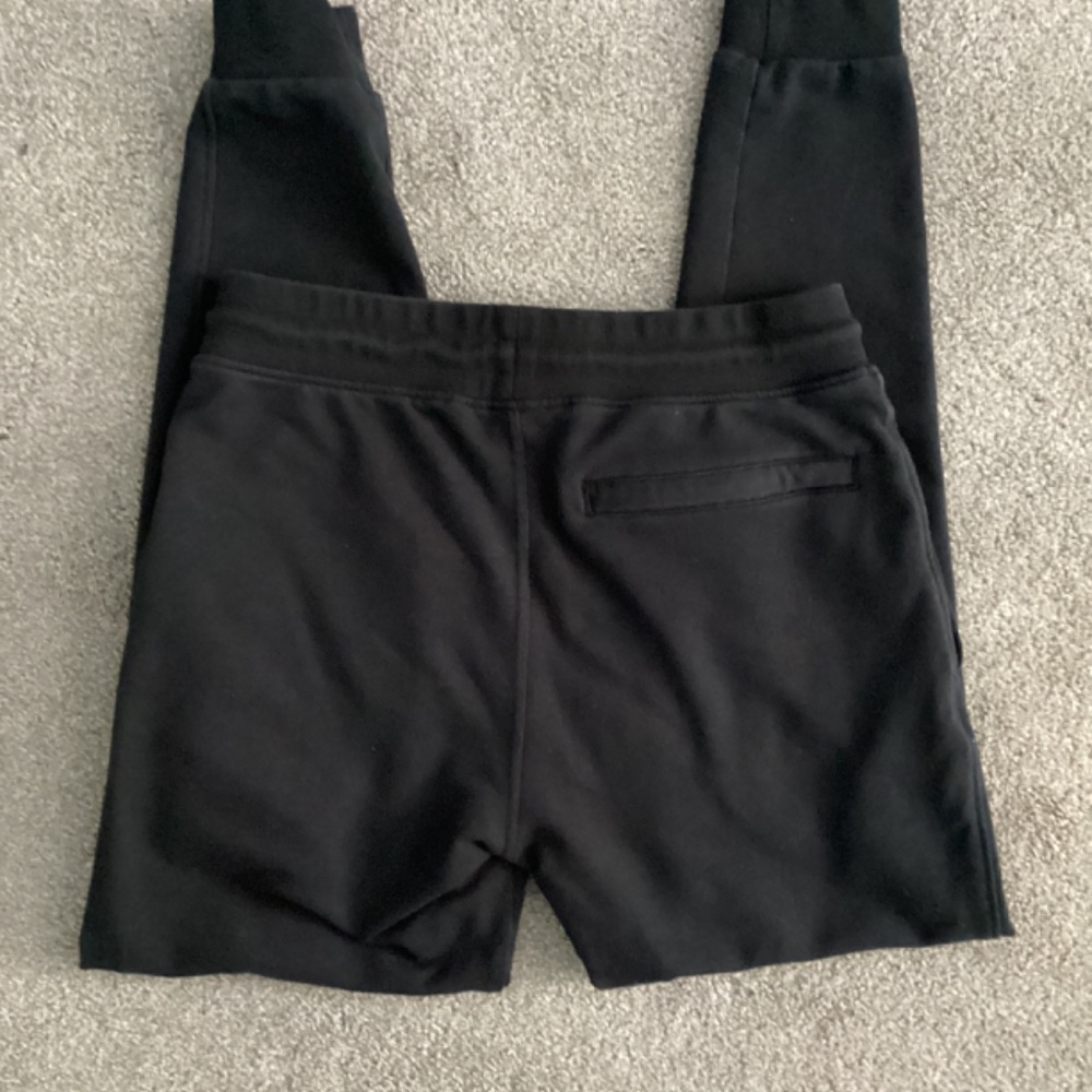 Into the am men’s joggers - Picture 5 of 5